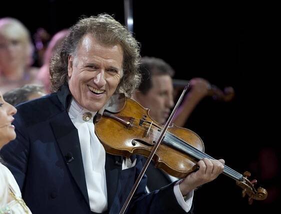 ANDRÉ RIEU - vánoční koncert 2016 | Městské kulturní středisko Tišnov