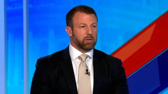 Markturd Mullin reveals epically dumb excuse for not wearing seatbelt... - The Lost Ogle