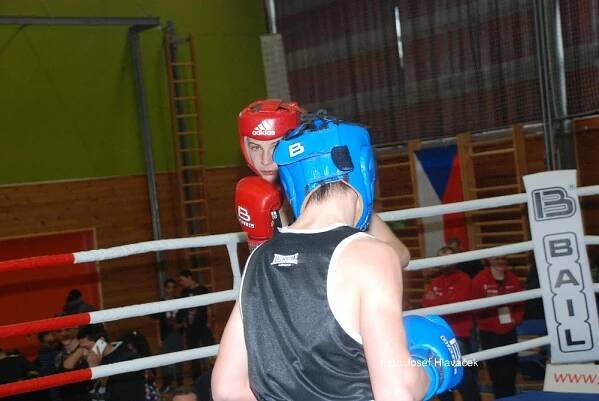 Antonín a František Bradáčovi mistry ČR v boxu