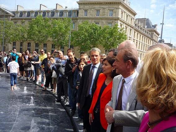 Photo, June 16, 2013: Mayor Bertrand Delanoë, Anne Hidalgo and others on openig 2013.