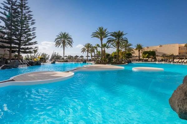 Bazén v ubytování Barceló Lanzarote Royal Level nebo v jeho okolí