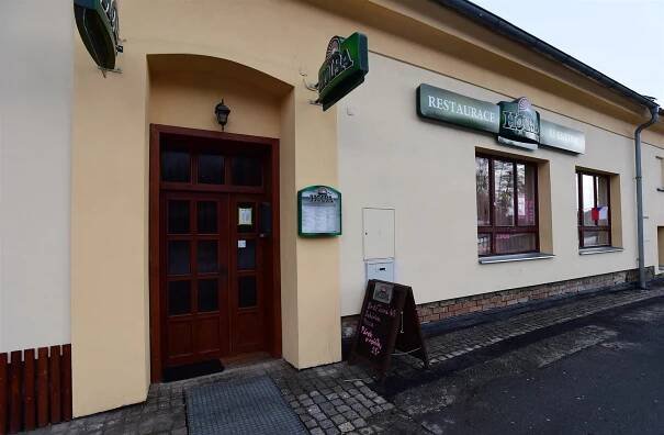 ‚Nemám už důvod mít restauraci zavřenou.‘ Restaurace U Ervina otevřela, majitel je připraven se i soudit