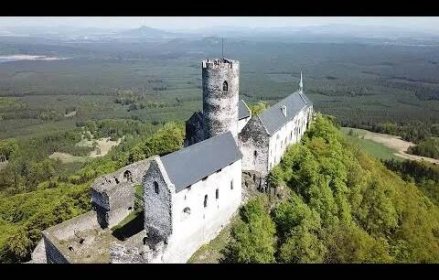 Bezděz Castle / Hrad Bezděz, Czech Republic [4K]