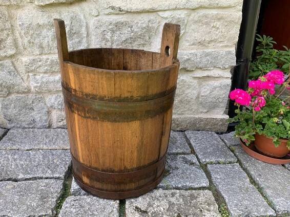 Starožitné vědro díže džber nádoba, masivní a těžké - 70 cm, 20 kg