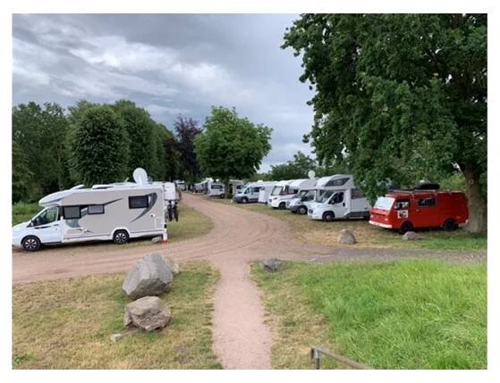 Wohnmobilstellplatz: Stellplatz  - Wohnmobilhafen Elbepark Bunthaus Hamburg