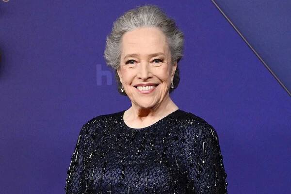 Kathy Bates Reveals Why She Decided Against Reconstruction After Breast Cancer: 'I Enjoy Not Having Breasts'