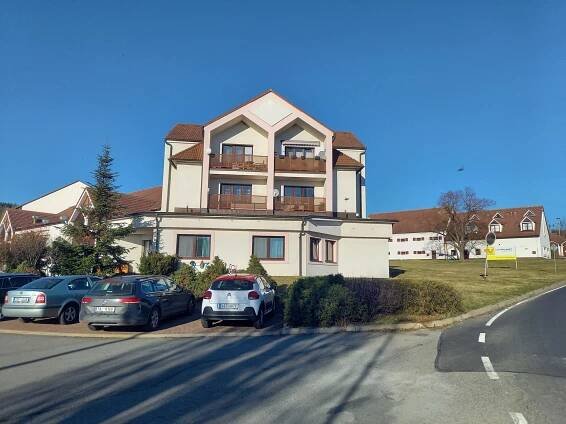 Obchodní prostor v centru obce Lysá nad Labem