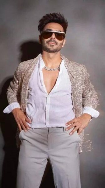 Bollywood celebs who love sports