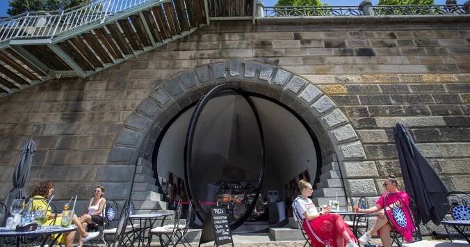 Zlínský architekt dobývá svět. Navrhl nejlepší český rodinný dům i pražskou náplavku