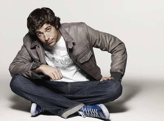 Zachary Levi