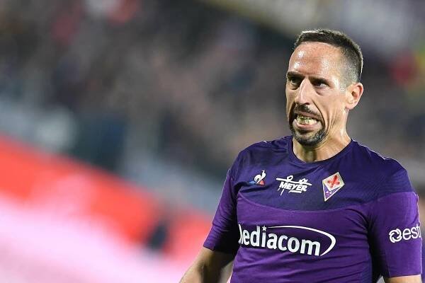 Ribéry má průšvih! Inzultoval rozhodčího a čeká ho dlouhý trest