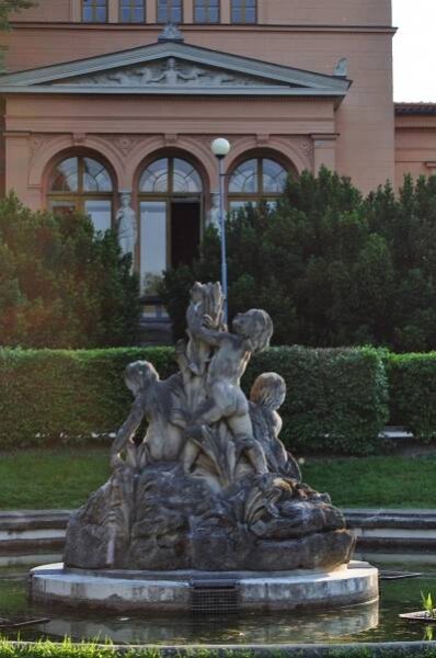 Soubor:Brno - Lužánky - Fontána III.jpg