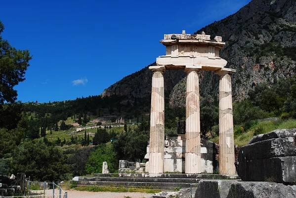 Delphi Tour Day Trip | Taxi Team
