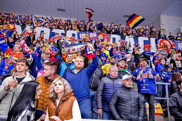 Extraliga je tady, projekt Svět Motoru zve na hokej příznivce z celého kraje