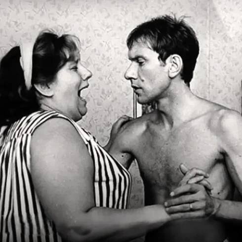 Již v začátcích dostal velké příležitosti na divadle, do filmových a televizních rolí byl obsazován často, ale nebyl hercem hlavních postav. Jeho životní rolí byl Ludánek (Ludva) Homolka v trilogii o maloměšťácké rodině Homolkových, kterého ztvárnil výborně.