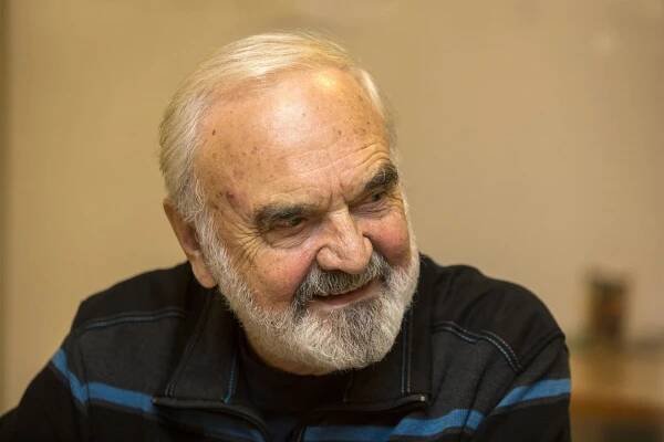 KVÍZ: Jak se vyznáte ve slavné chalupářské komedii Na samotě u lesa?