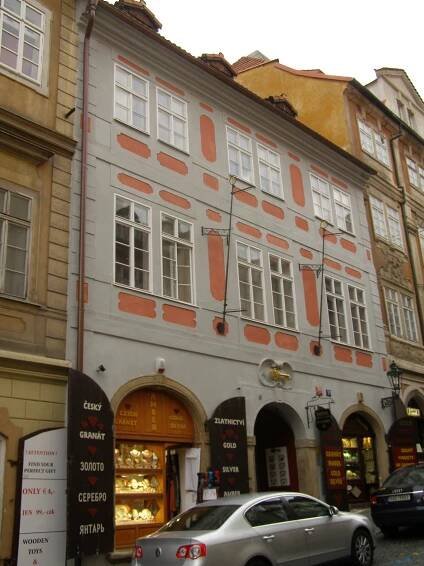 Soubor:Měšťanský dům U zlatého Noha, U zlatého klíče (Malá Strana), Praha 1, Nerudova 27, Malá Strana.JPG – Wikipedie
