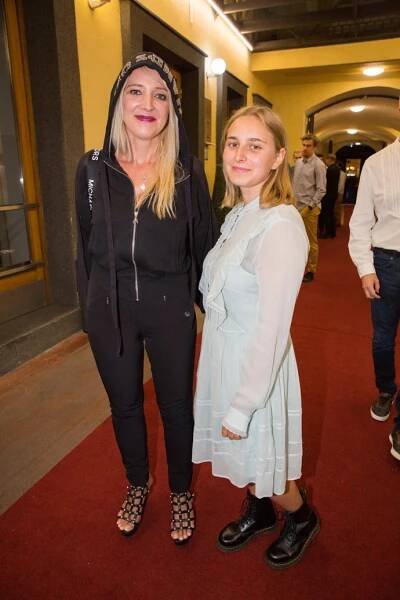 Anastázie Landová v minulosti mámu doprovázela na společenské akce.