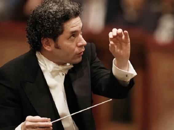 Vídeňští filharmonici a Gustavo Dudamel i pro pět stovek slovenských diváků
