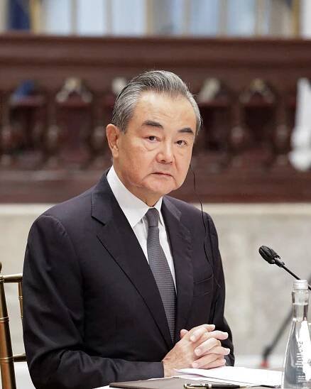 China's Wang Yi urges EU to 'clarify' its position on partnership