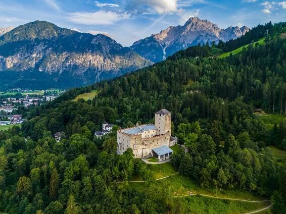 Schloss Bruck - Lienz – Tomáš Kopecký - Fotografické portfolio