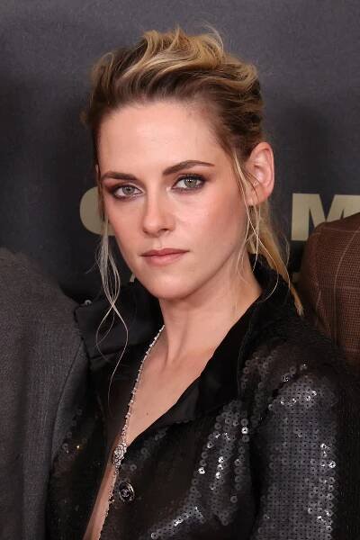 Kristen Stewart Debuts Micro-Bangs At Sundance