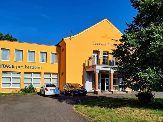 Lázně Meziboří Pohled z parkoviště 2
