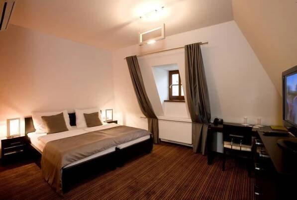 Hotel LAHOFER, Znojmo | Hotel.cz