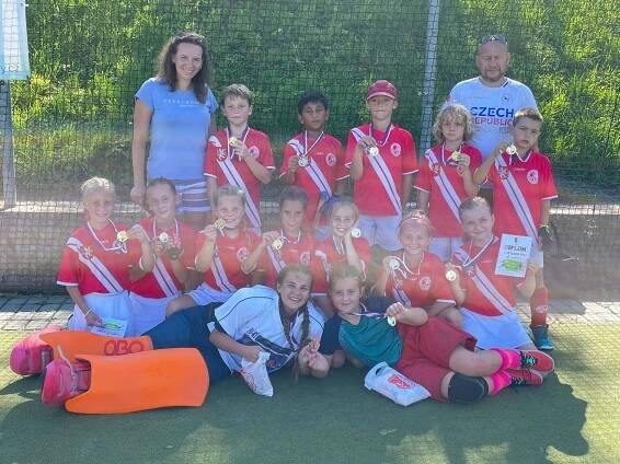 Za krásného nedělního počasí se týmy U10 zúčastnily turnaje na pražské Slávii - HC Slavia Hradec Králové