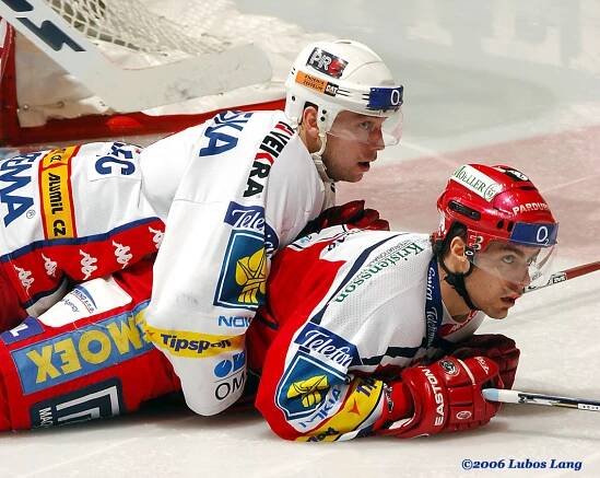 HC DYNAMO PARDUBICE – Reportáž ze zápasu: Dynamo Pardubice - Slavia Praha 2:3p – Dvougólové vedení nestačilo, Slavia vyhrála