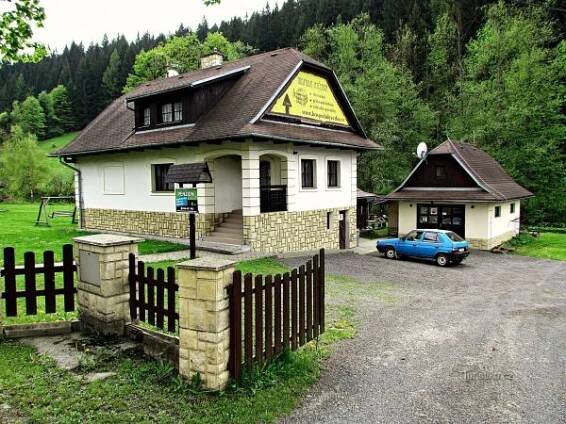 Penzion Za Tratí - Velké Karlovice