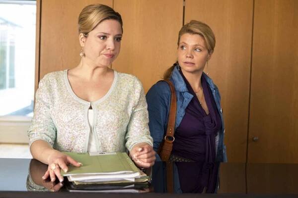 Danni Lowinski - Mafiabraut - Z filmu - Caroline Maria Frier, Annette Frier