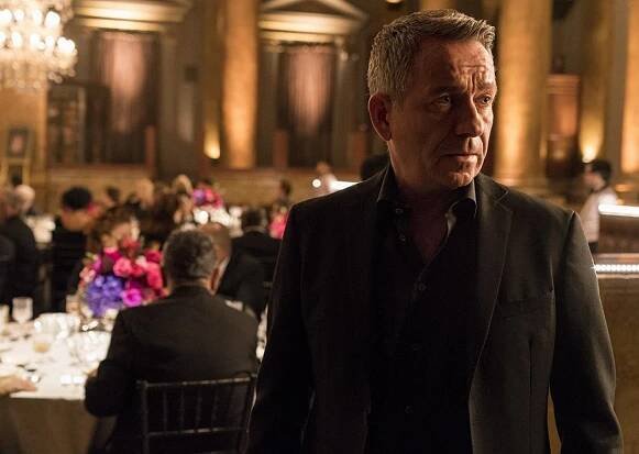 Gotham - Shledání - Z filmu - Sean Pertwee