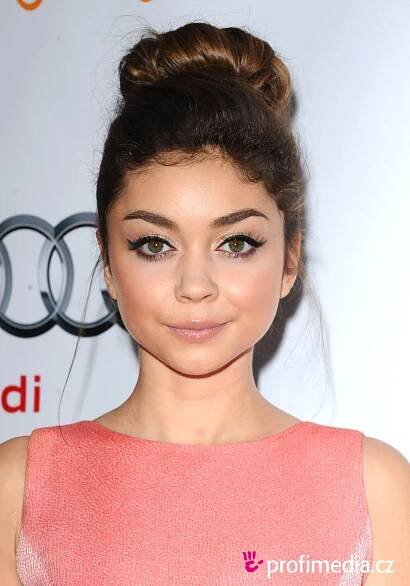 Sarah Hyland - celebrity účes - HappyHair