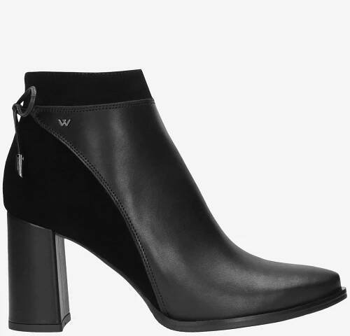 Kotníkové boty - black