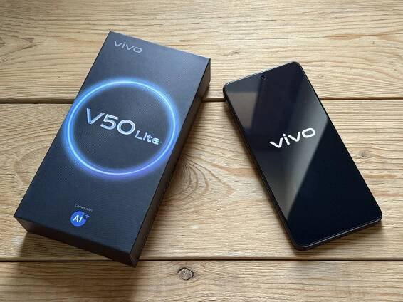 Vivo V50 Lite 18