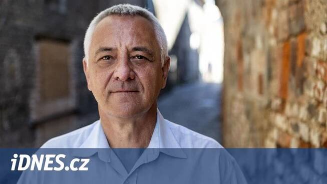 Josef Suchánek je novým olomouckým hejtmanem, s covidem na schůzi nemohl - iDNES.cz