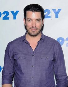 Television Personality Jonathan Scott attend the 92nd Street Y Talk With HGTV'S Jonathan And Drew Scott at 92nd Street Y on April 5, 2016 in New York City. | Source: Getty Images