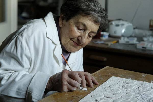 Výjimečná výstava JINDŘIŠKA RADOVÁ - keramická plastika a reliéf, bude součástí oslav Dnů evropského dědictví a také proběhne u příležitosti 25. Hrnčířských trhů v Berouně