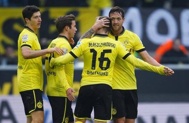 Borussia si upevnila druhé místo výhrou nad Hannoverem