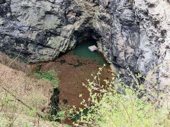 Hranická propast