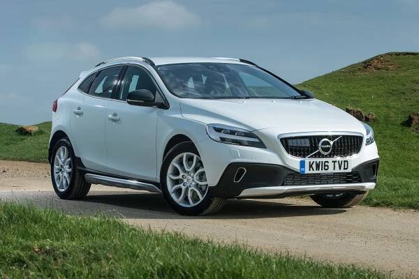 Main listing image - Volvo V40 Cross Country (2013-2019) Review