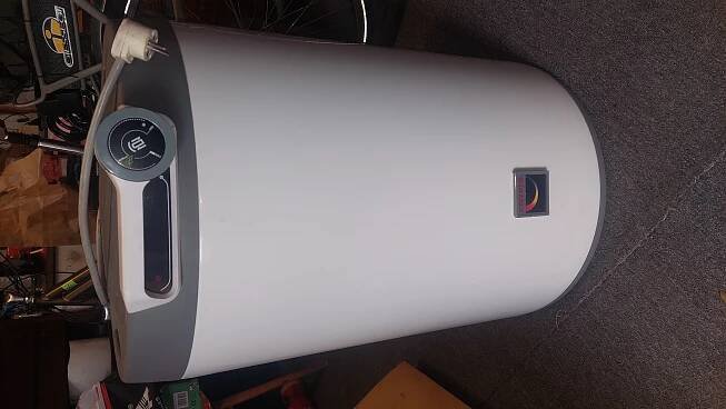 Prodám bojler Dražice OKCE-80l.pc 7000.kč. Cena 3000 Kč. Ještě platná záruka. - InzerceTrinec.cz