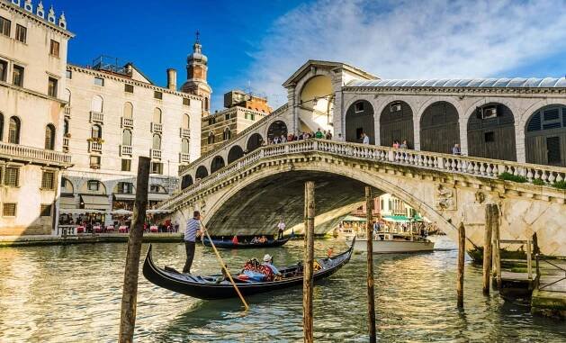 Ponte di Rialto - most v Benátkách
