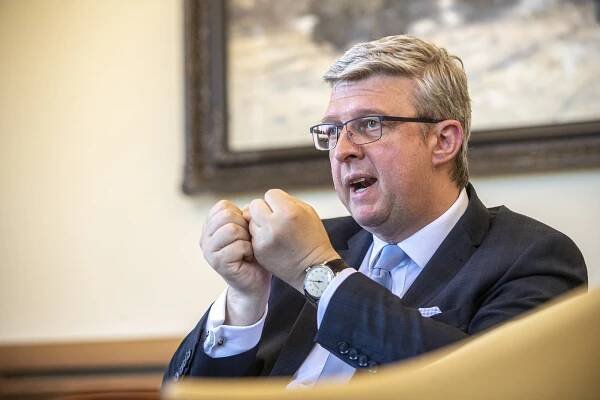 Zavedení bankovní daně? Pro ministry ANO i nadále nepřijatelné