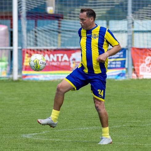 Fotbal bude pomáhat: V pátek dorazí do Velkých Hoštic i ligisté