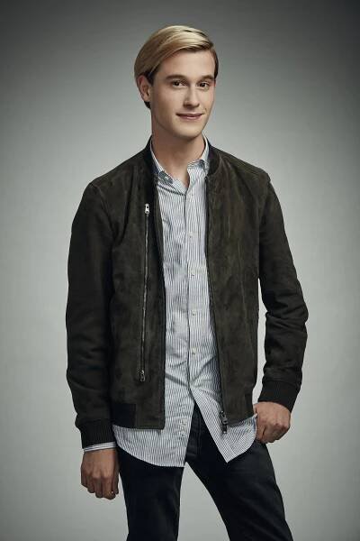 Tyler Henry - Hollywoodské médium s Tyler Henry - Promo