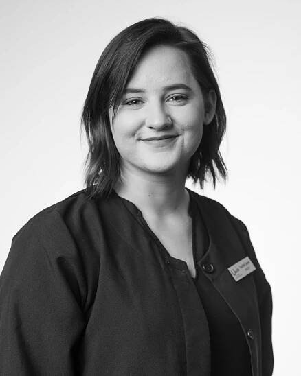 headshot for rachel jones, belle meade tennessee barber 