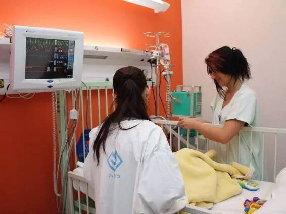 Klinika dětské chirurgie 2. LF UK a FN Motol - Fakultní nemocnice v Motole