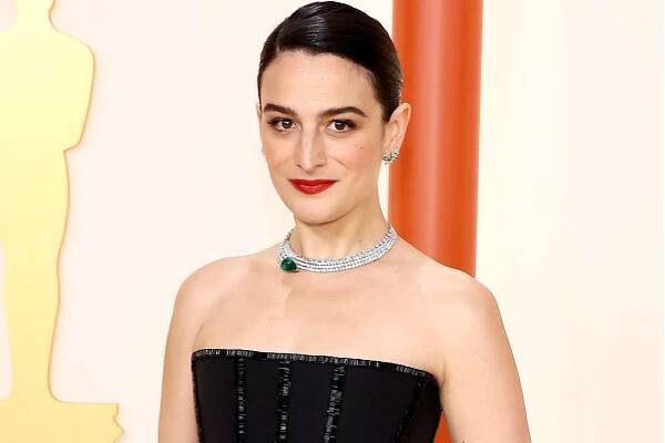 Jenny Slate attends the 95th Annual Academy Awards on March 12, 2023 in Hollywood, California